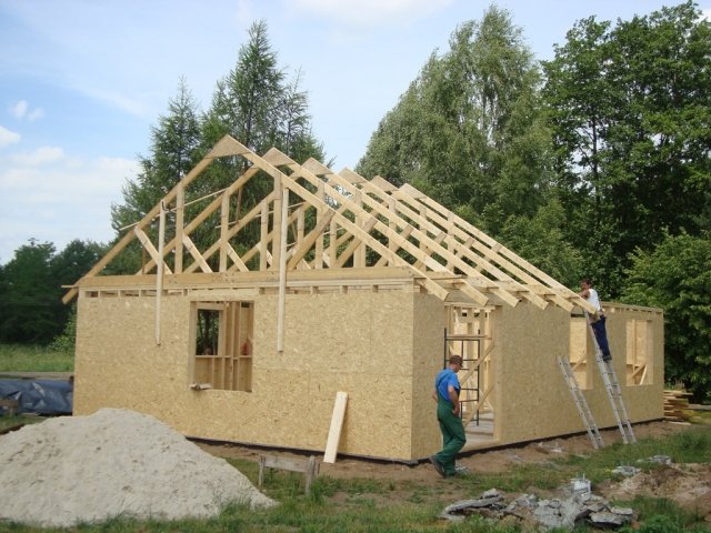 Budowa domu typowego w Żukowie k. Polkowic
